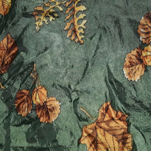 Italian Made Head Wrap/Hankerchief - Picture 5 of 5